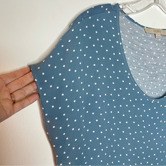 Loft Women's Top XS Blue Polka Dot Print Dolman Short Sleeve Tunic Mix Media - Picture 2 of 6